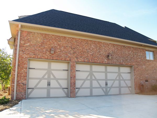Garage Downspout Repair in Clarkston