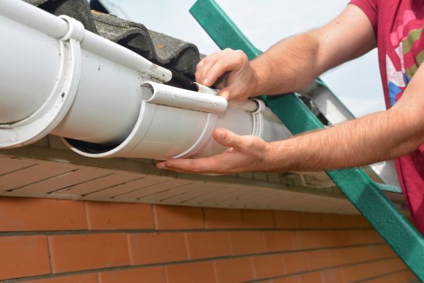 Large Gutter Repair in Clarkston