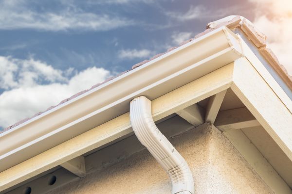 Seamless Gutter Replacement in Clarkston