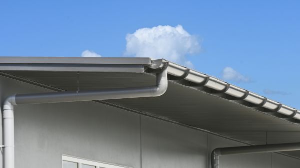 Eavestrough Service in Clarkston